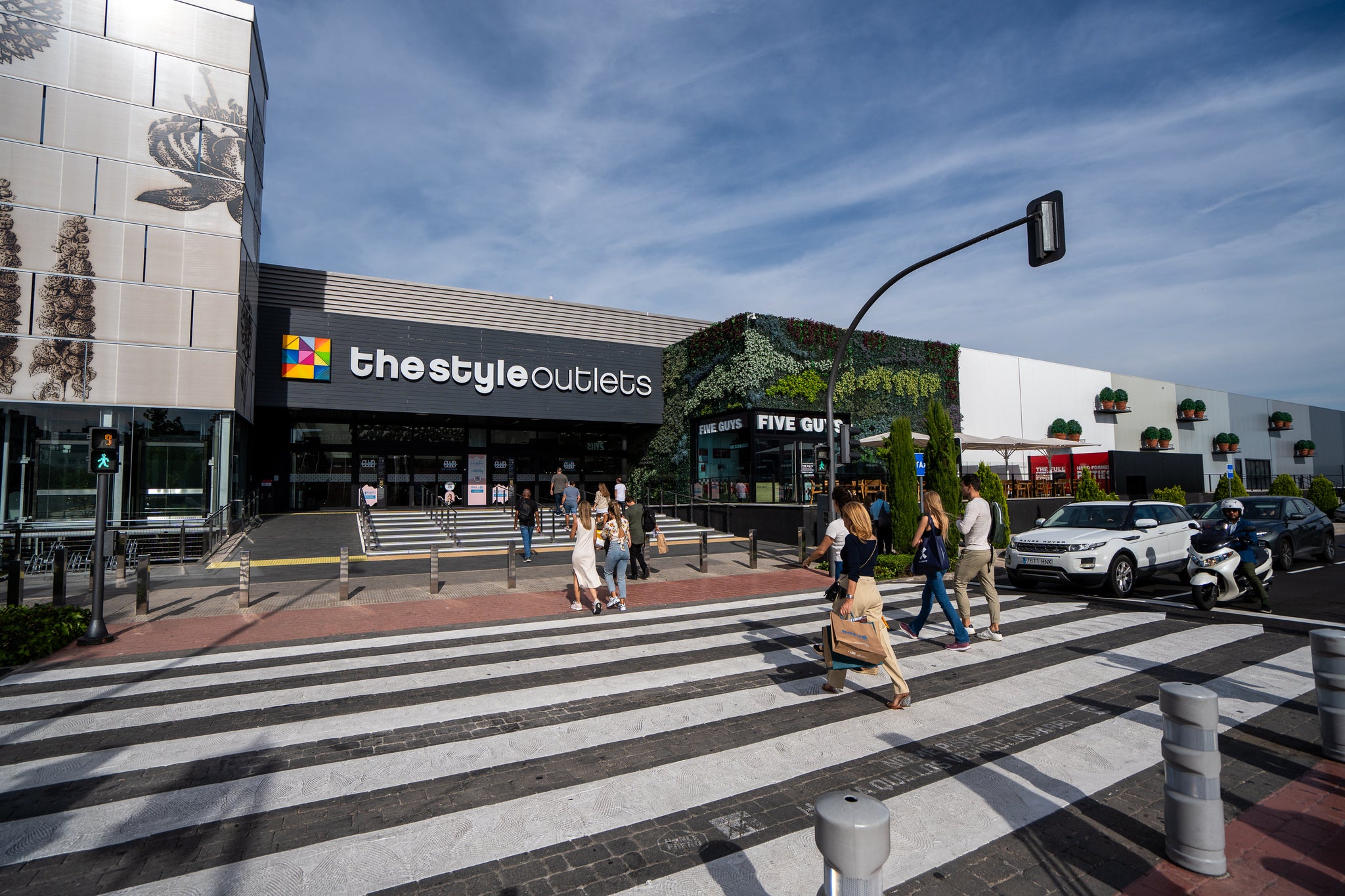 Skechers factory outlet san sebastian de los reyes new arrivals